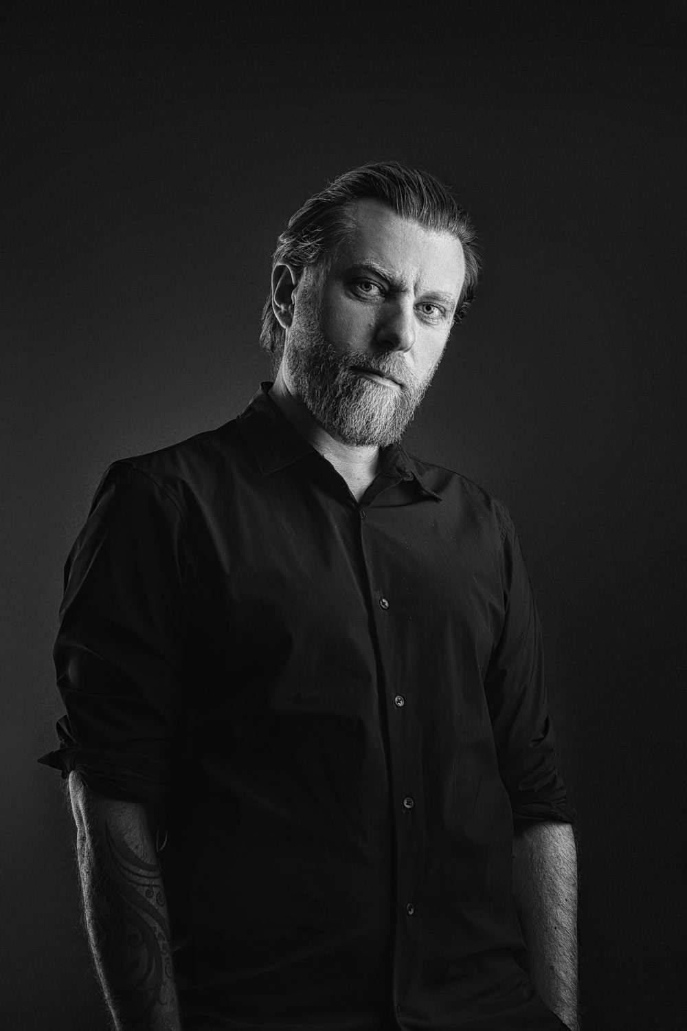 Nude art photographer Olavi Sõna