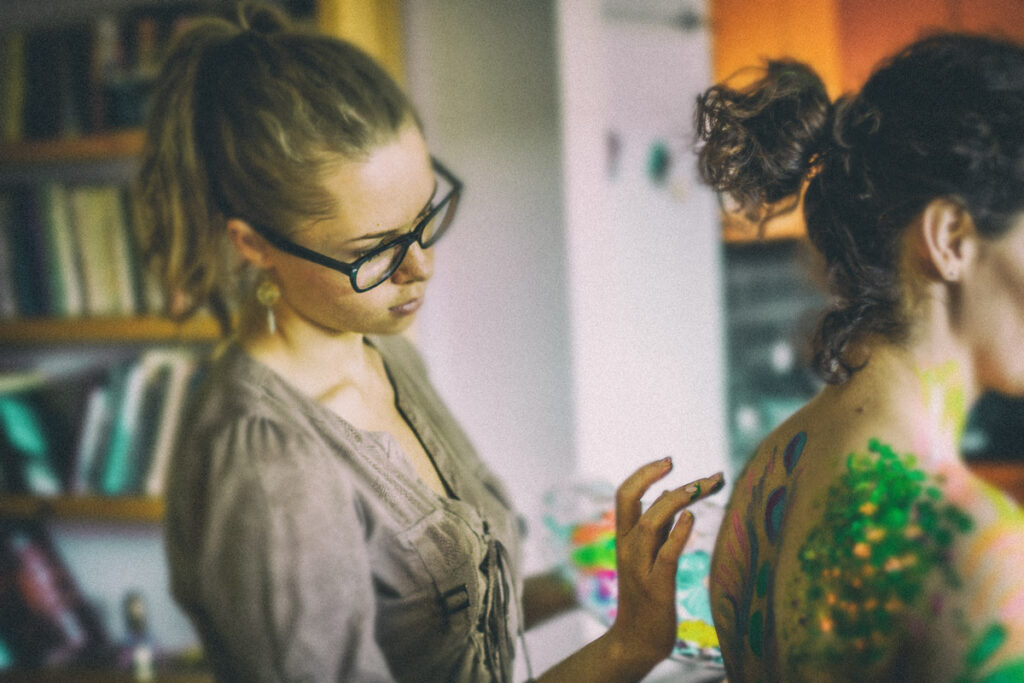 kehamaalinguid-tegemas-aktifotostuudios