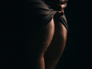 Aktifotod 009 alasti foto kangaga