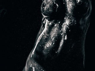 kehamaaling akt 001 uv valgusega värvitud keha mis must-valge