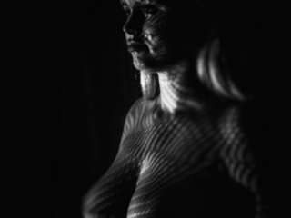 varjude mäng kehal varjude mäng kehal ja suured rinnad